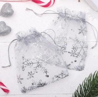 Мешочек новогодний "Снежинки" WF-609, 10*12см, цвет светло-серый с серебром 3503566 фото, картинки