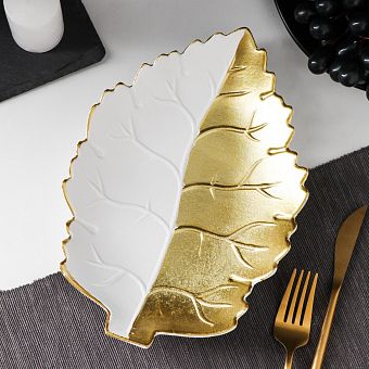 Блюдо для фруктов "Золотой лист" 25,5х17х3,5 см, цвет золотой с белым   5800985 фото, картинки