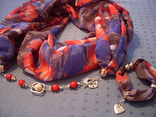 Комплект из шарфа-колье и браслета из шифона фото