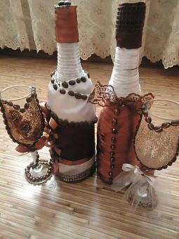 Свадебный набор (бокалы,бутылки,подвязки,сундучок) фото, картинки