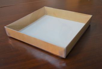 Коробка "Крафт картон с прозрач. крышкой" 20*20*3 см фото, картинки